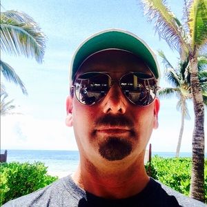 Meet your Posher, Nick